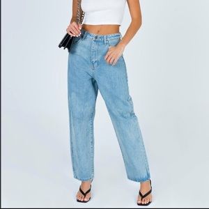 Wide Leg Light Wash Jeans